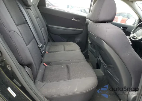 2011 Hyundai Elantra Touring Gls z USA, uszkodzony, nr VIN KMHDC8AE4BU108355